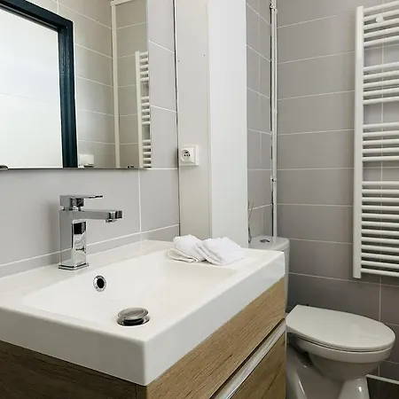 Le Cocooning, Coeur Cognac, Wifi Fibre Et Parking *